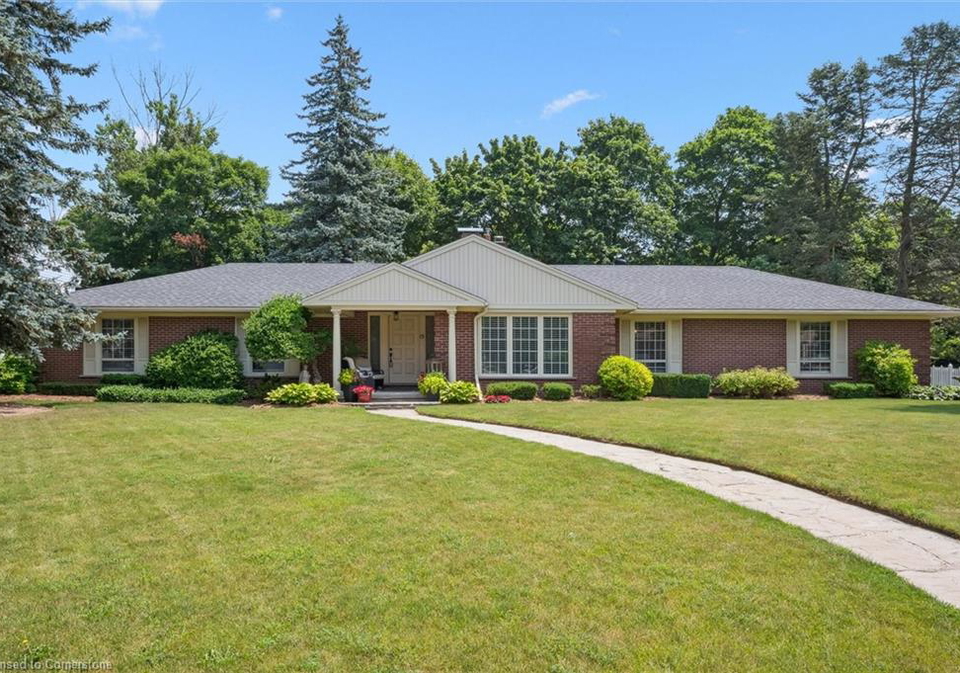 15-meadowlark-road-elmira-ontario-40750701