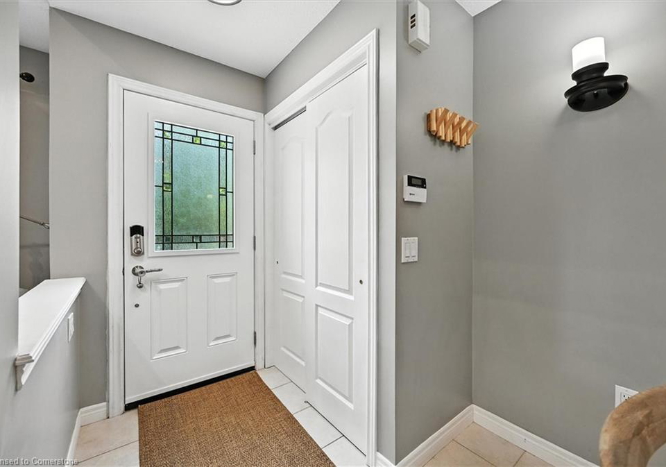 1085-harrogate-drive-ancaster-ontario-40750721
