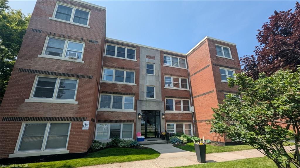 5-east-36th-street-hamilton-ontario-40750755
