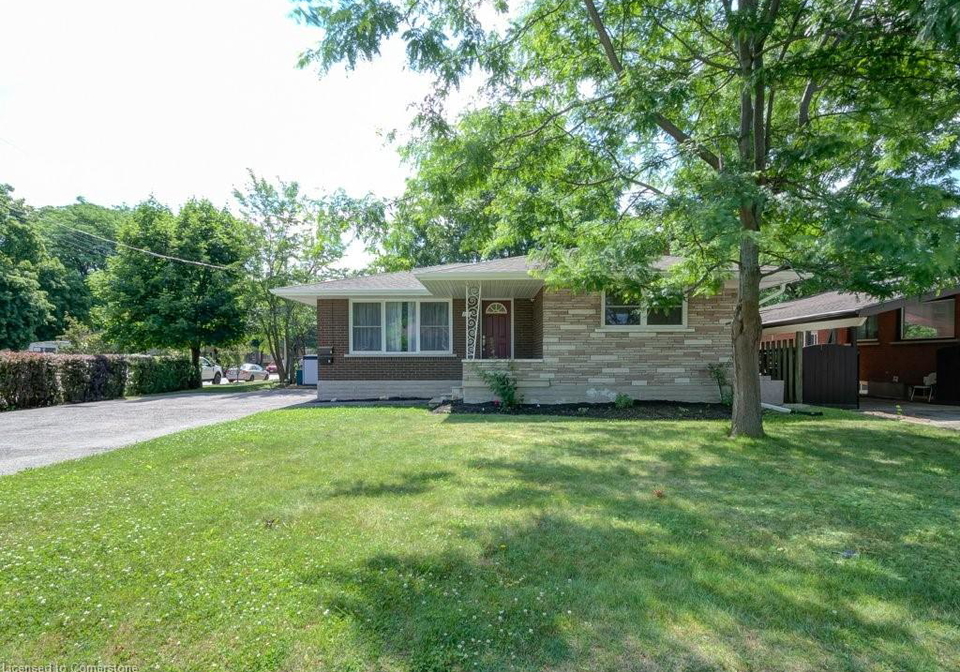 131-kinzie-avenue-kitchener-ontario-40750757