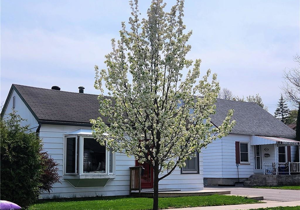 779-new-romaine-street-peterborough-ontario-40750765