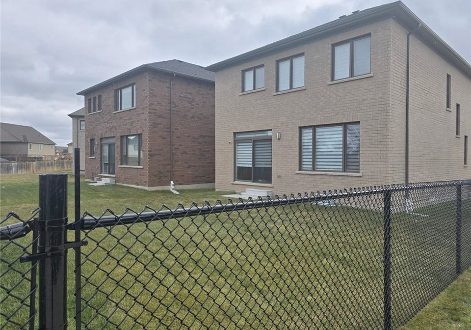 88-blacklock-street-cambridge-ontario-40750780