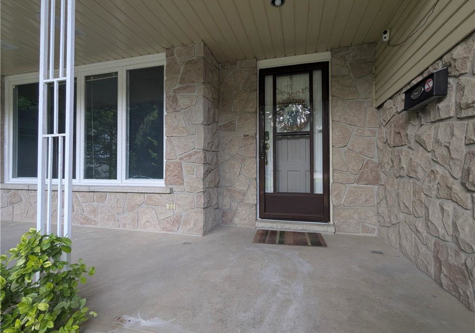 46-murrayhill-court-kitchener-ontario-40750784