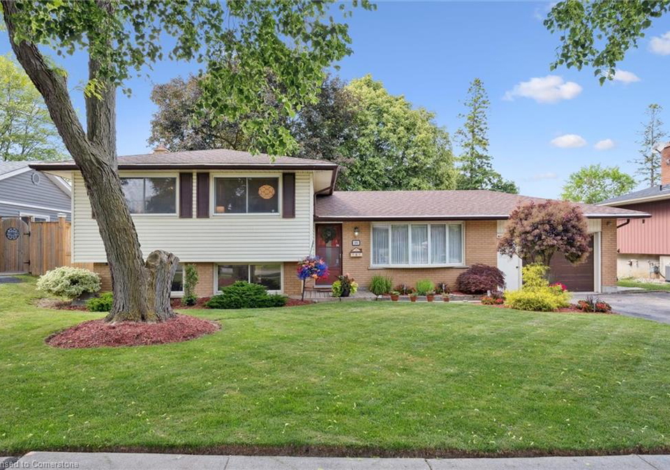201-stonybrook-drive-kitchener-ontario-40750933