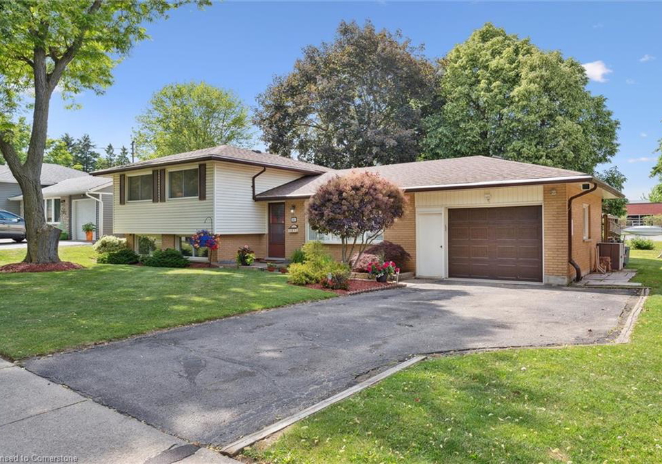 201-stonybrook-drive-kitchener-ontario-40750933