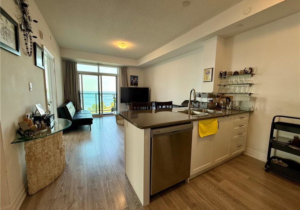 101-shoreview-place-stoney-creek-ontario-40751059