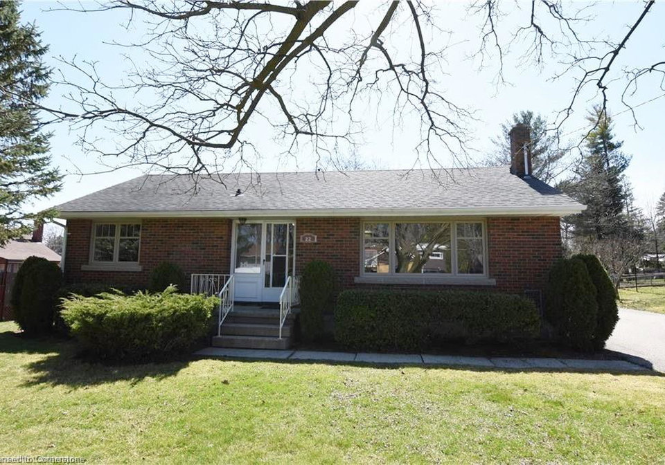 22-charlton-crescent-simcoe-ontario-40751118
