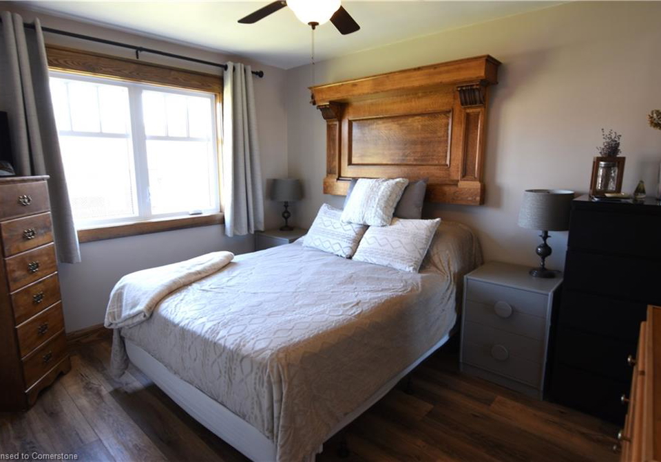 22-charlton-crescent-simcoe-ontario-40751118