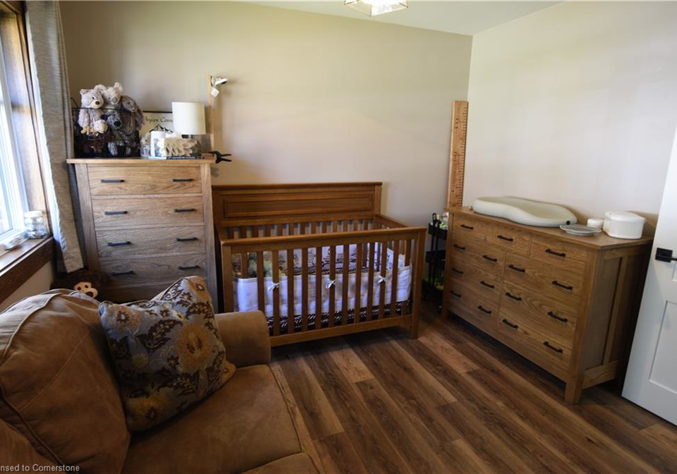 22-charlton-crescent-simcoe-ontario-40751118