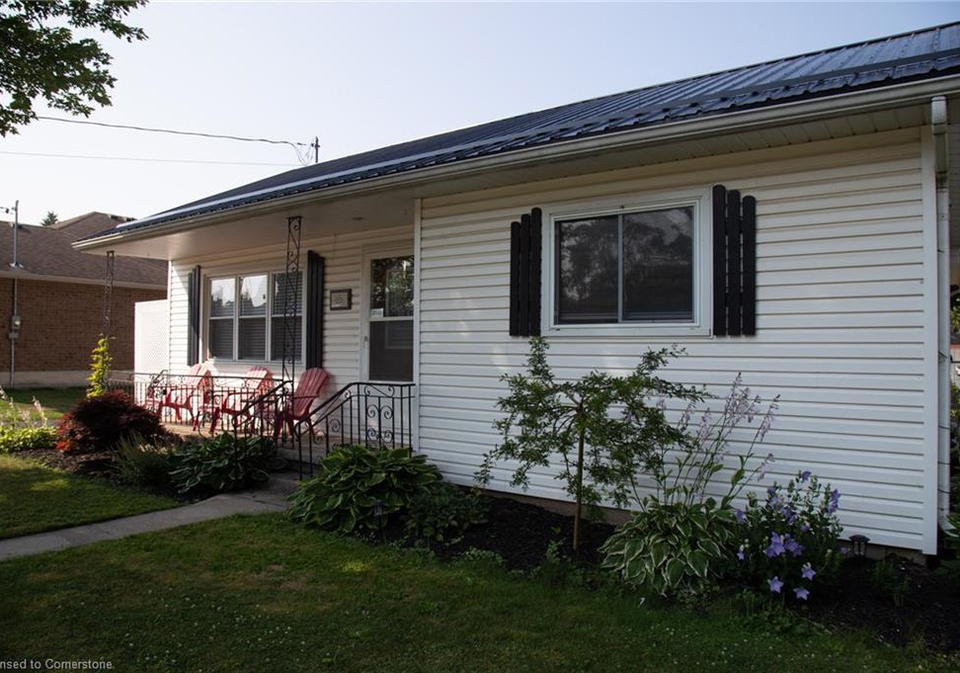 831-main-street-port-dover-ontario-40751142