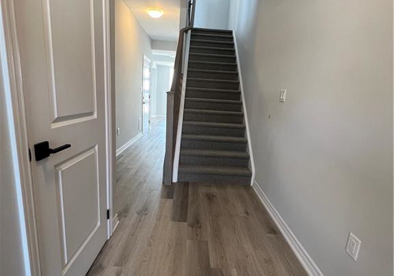 290-equestrian-way-cambridge-ontario-40751248