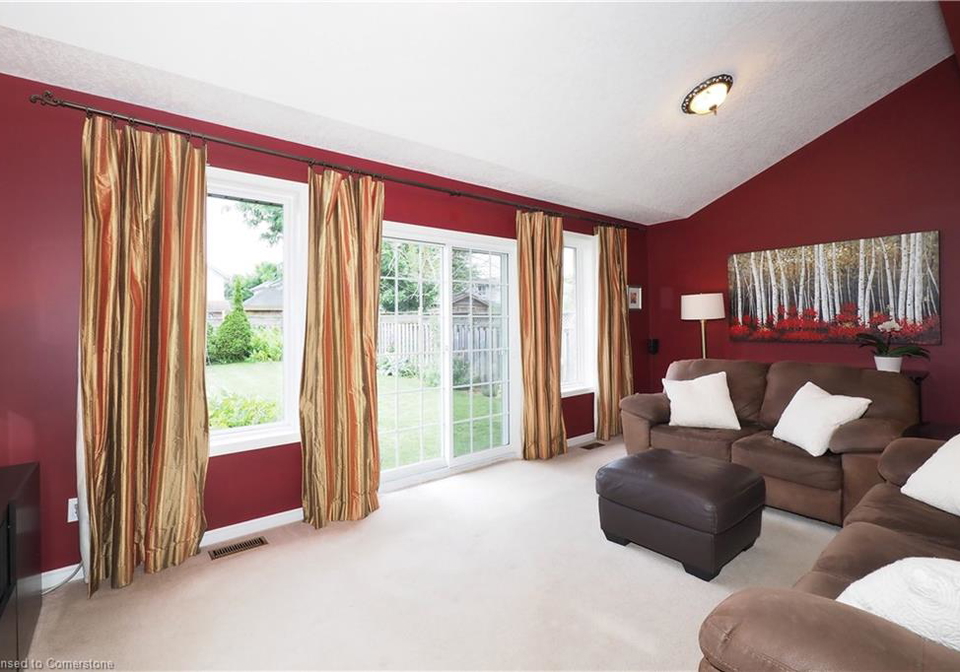 443-sandbanks-crescent-waterloo-ontario-40751253