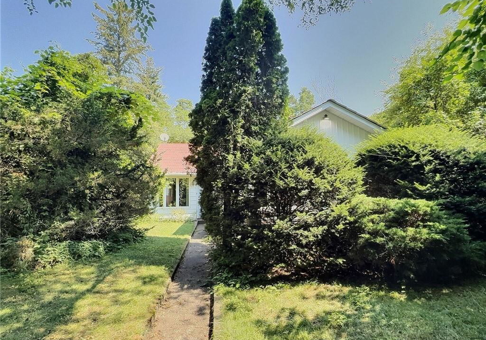 7624-riverside-drive-port-franks-ontario-40751441