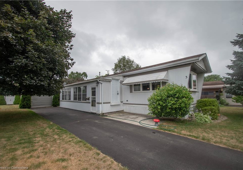 3-fifth-street-delhi-ontario-40751470