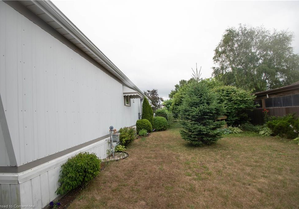 3-fifth-street-delhi-ontario-40751470
