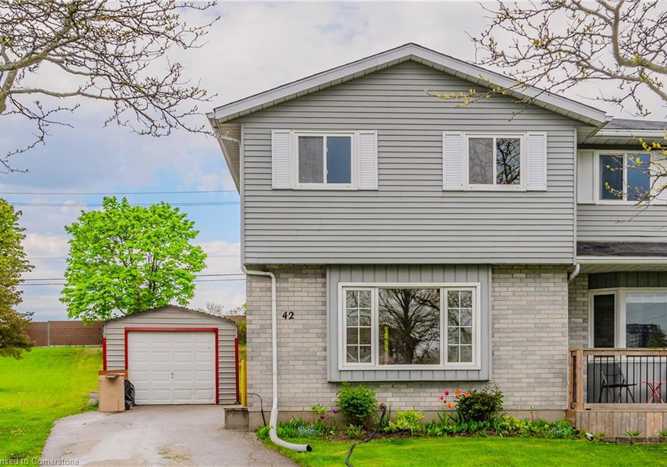 42-catalina-court-kitchener-ontario-40751541