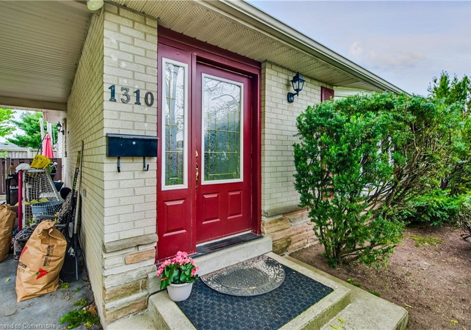 1310-sycamore-drive-burlington-ontario-40751567