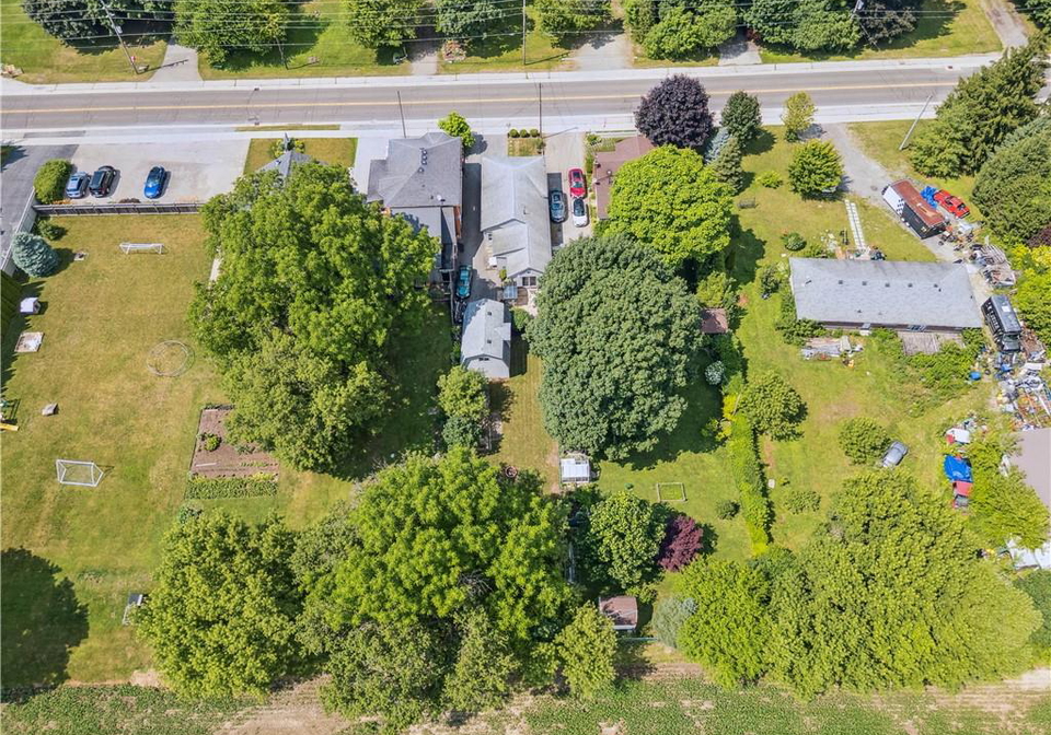 241-8-highway-dundas-ontario-40751653