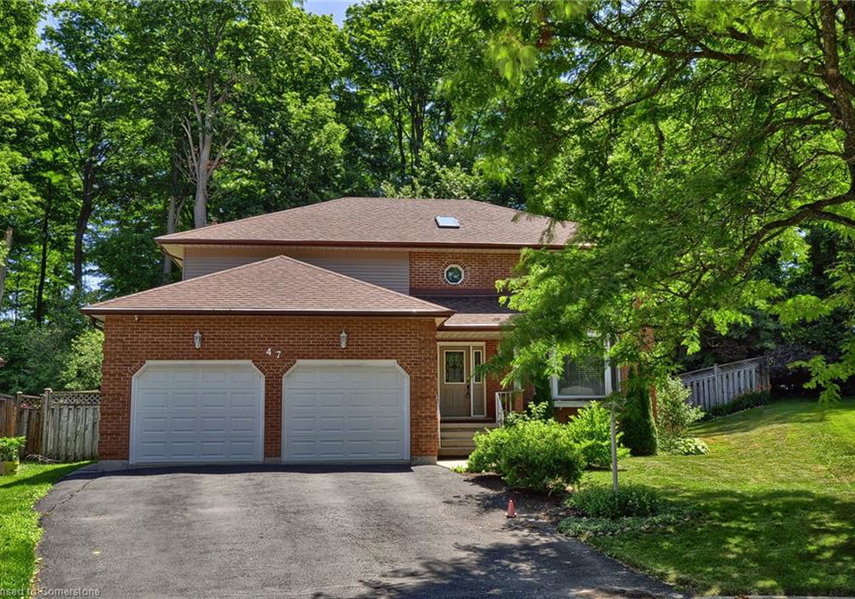 47-stoke-court-kitchener-ontario-40751695
