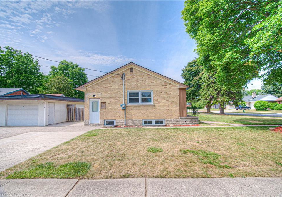 169-bruce-street-kitchener-ontario-40751707