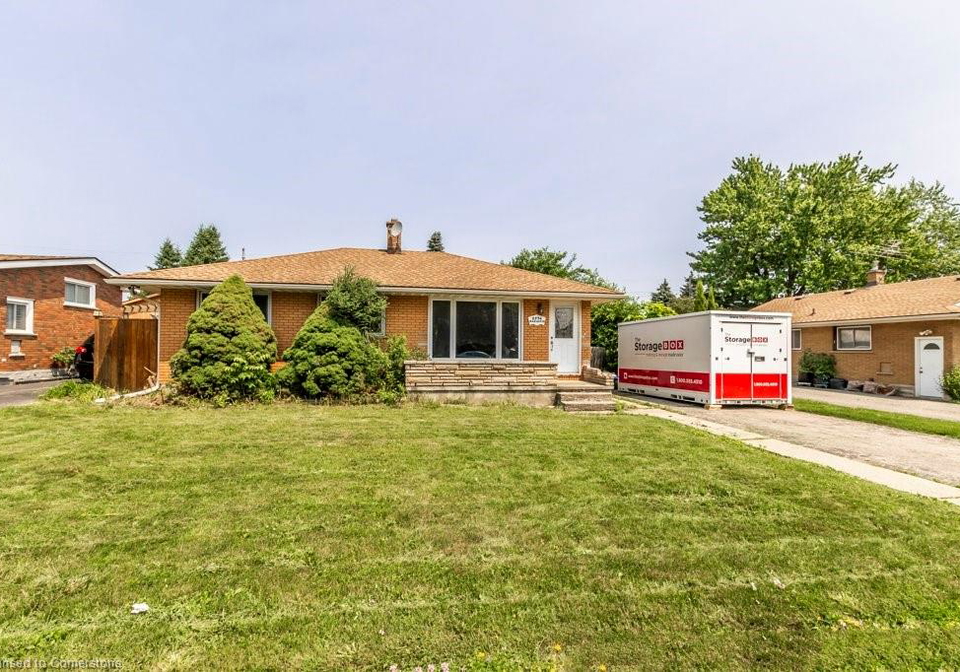 1374-lydia-street-cambridge-ontario-40751738