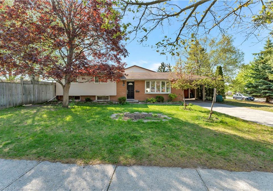 130-shea-crescent-kitchener-ontario-40751756