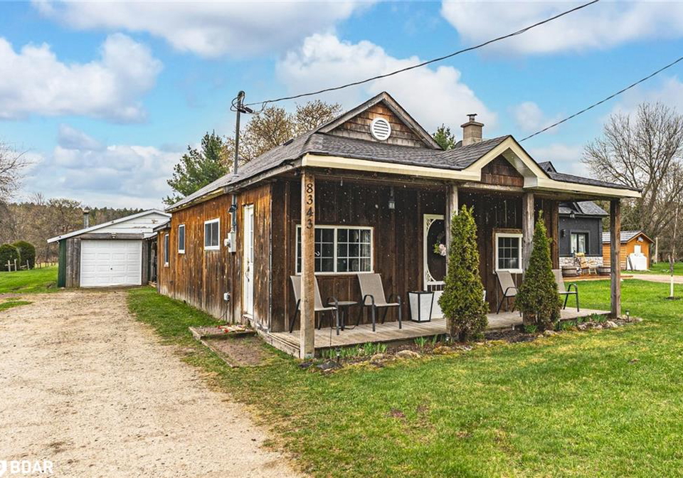 8343-main-street-lisle-lisle-ontario-40751853