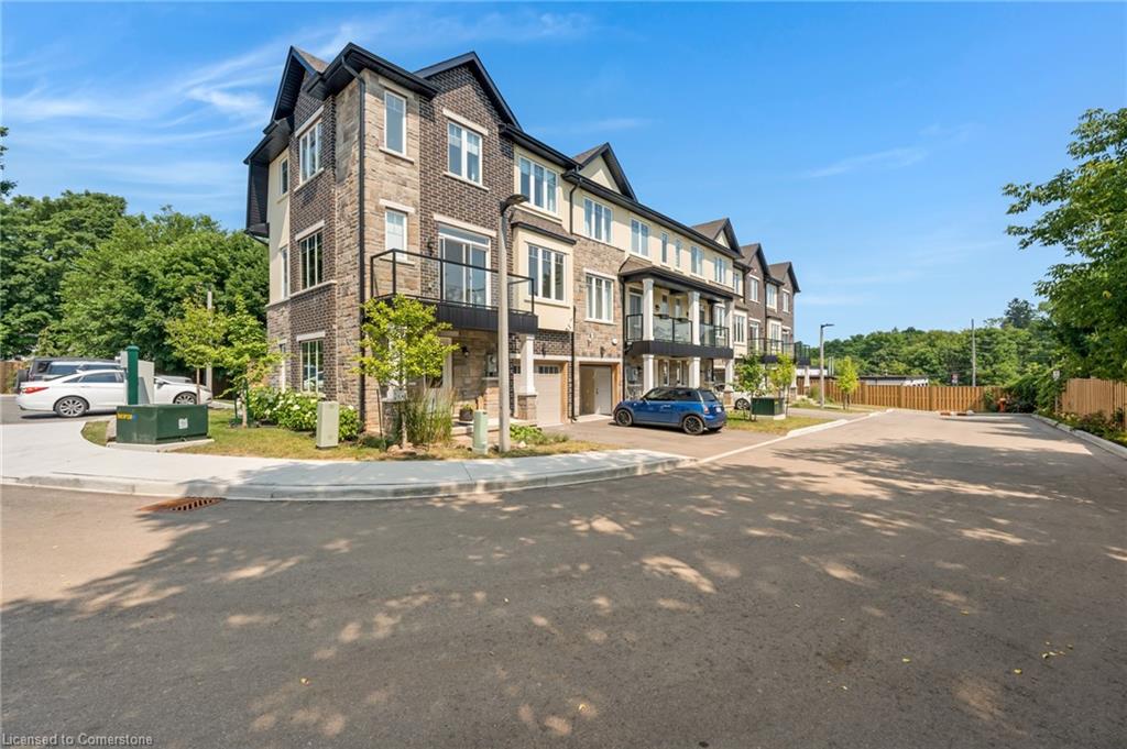7-lynx-path-acton-ontario-40751901