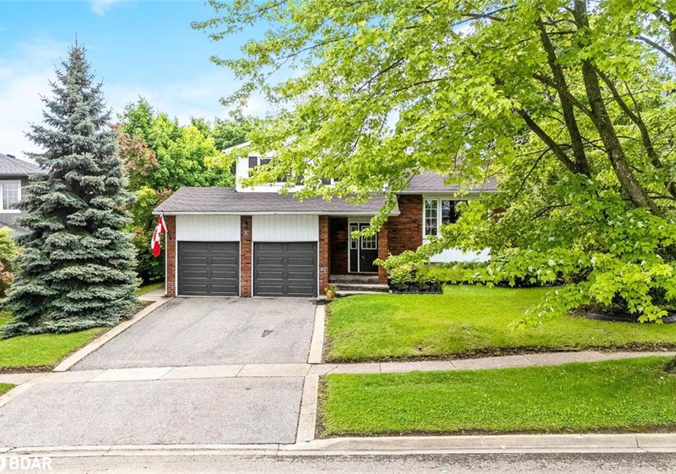 11-hillside-drive-georgetown-ontario-40751917
