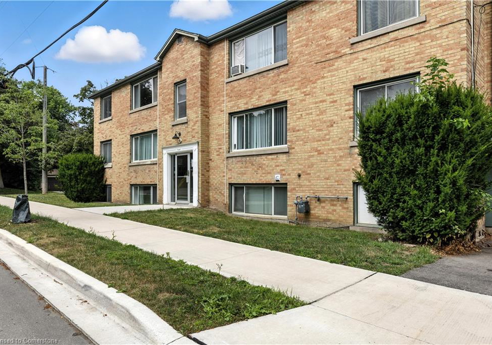 72-sydney-street-n-kitchener-ontario-40751984