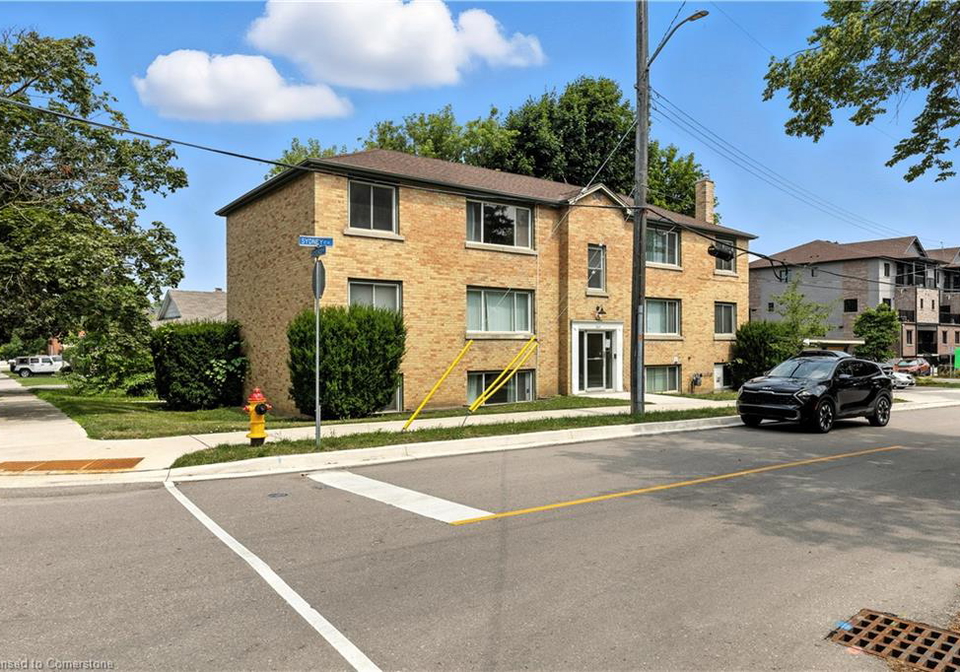 72-sydney-street-n-kitchener-ontario-40751984