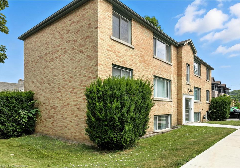 72-sydney-street-n-kitchener-ontario-40751984
