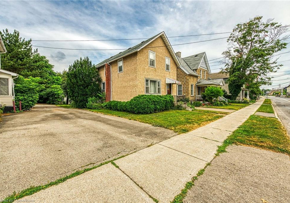 37-ontario-street-grimsby-ontario-40752038