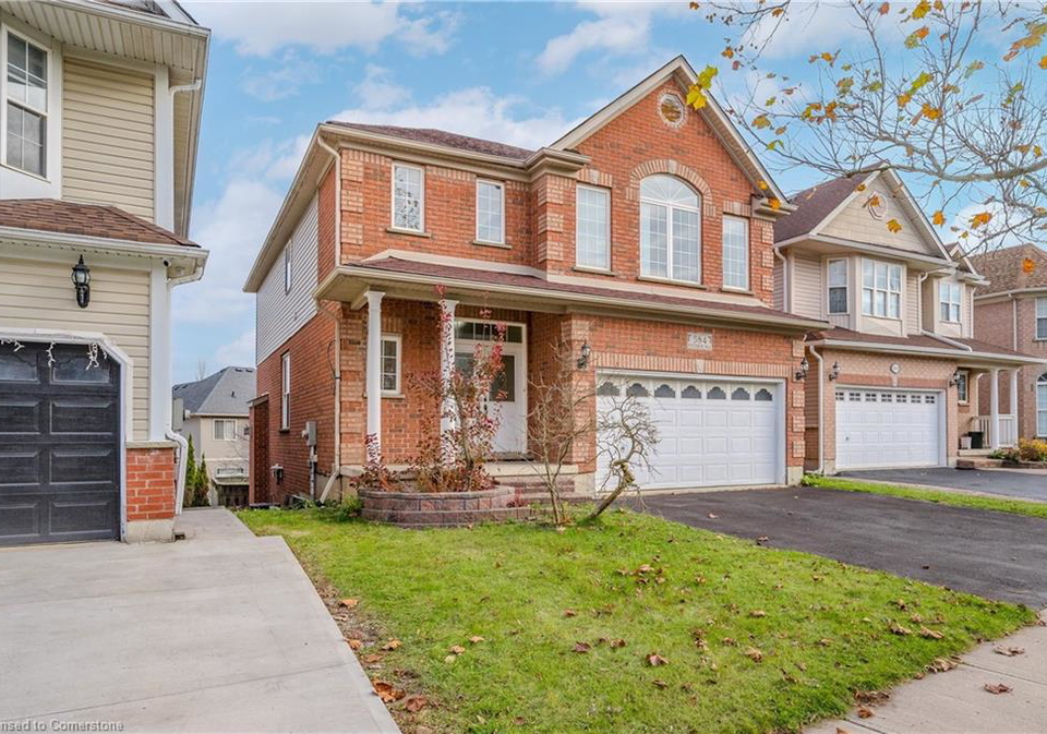 584-winterburg-walk-waterloo-ontario-40752135