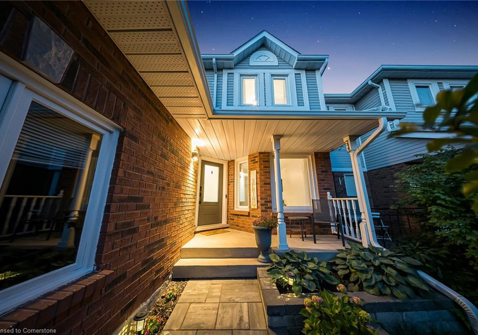100-fairgreen-close-cambridge-ontario-40752144