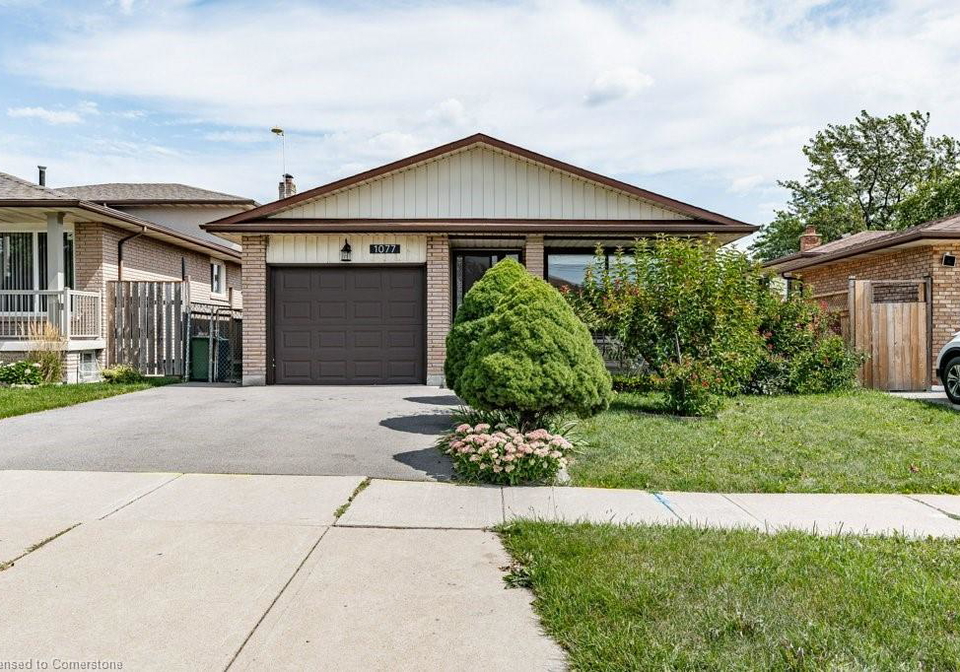 1077-upper-sherman-avenue-hamilton-ontario-40752276