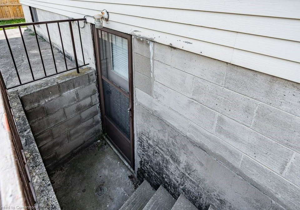 1077-upper-sherman-avenue-hamilton-ontario-40752276