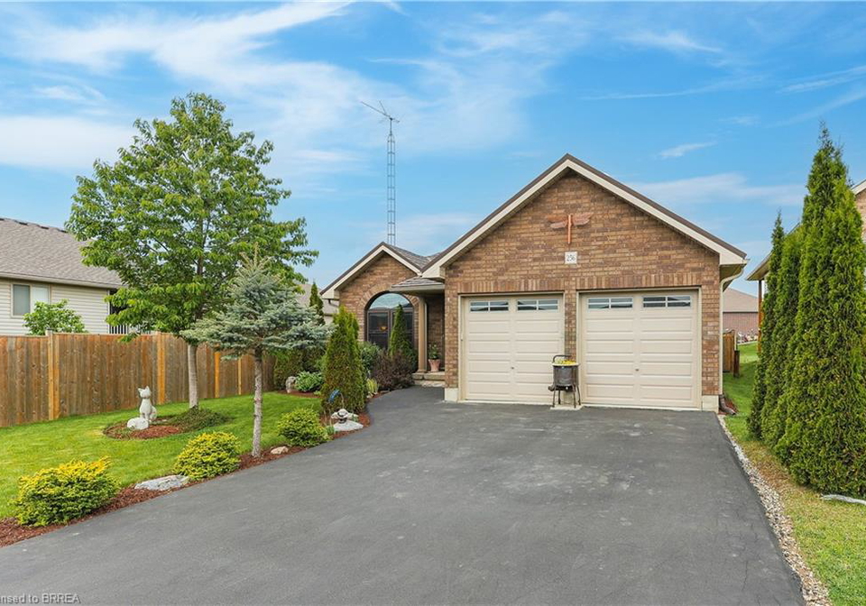 256-donly-drive-s-simcoe-ontario-40752284