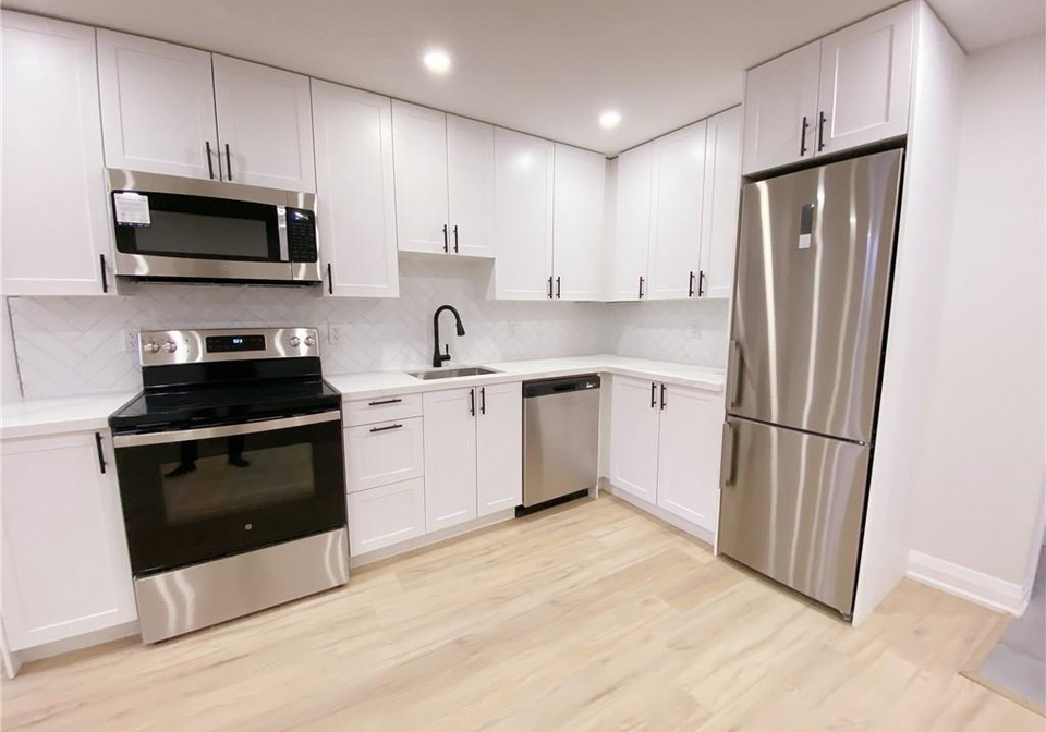 588-barton-street-e-hamilton-ontario-40752338