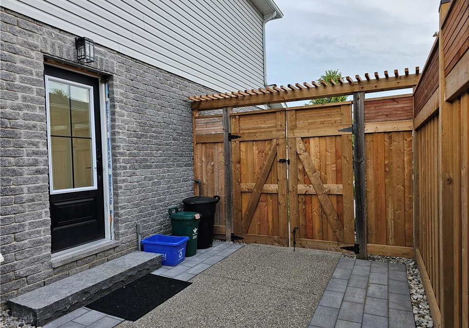 27-mosser-drive-cambridge-ontario-40752403