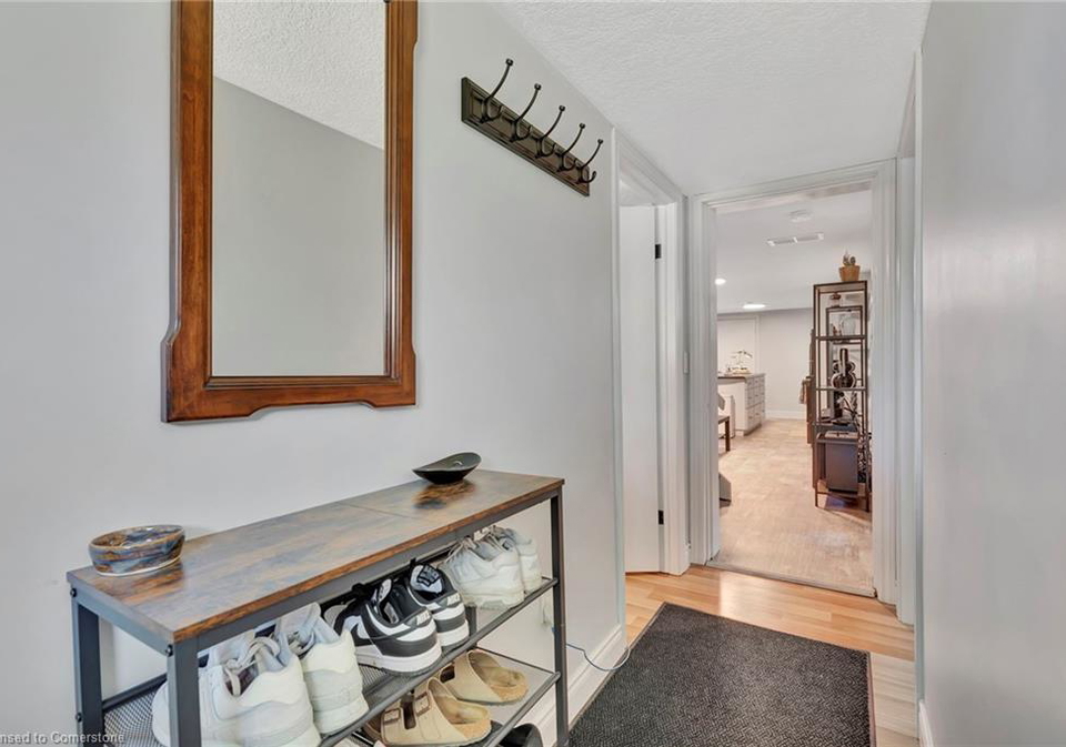 131-clark-avenue-kitchener-ontario-40752404