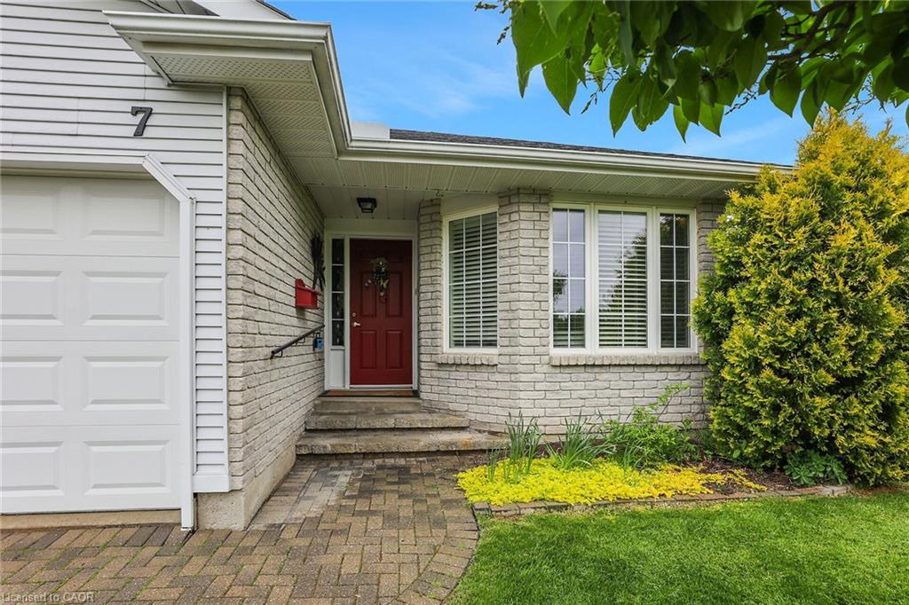 7-village-drive-smithville-ontario-40752411