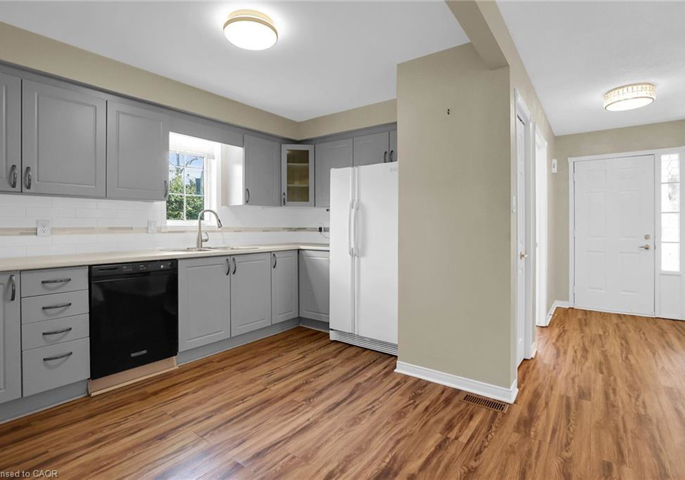 7-village-drive-smithville-ontario-40752411