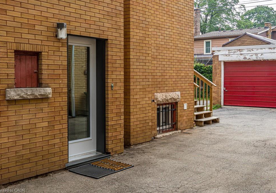 72-sherman-avenue-s-hamilton-ontario-40752518