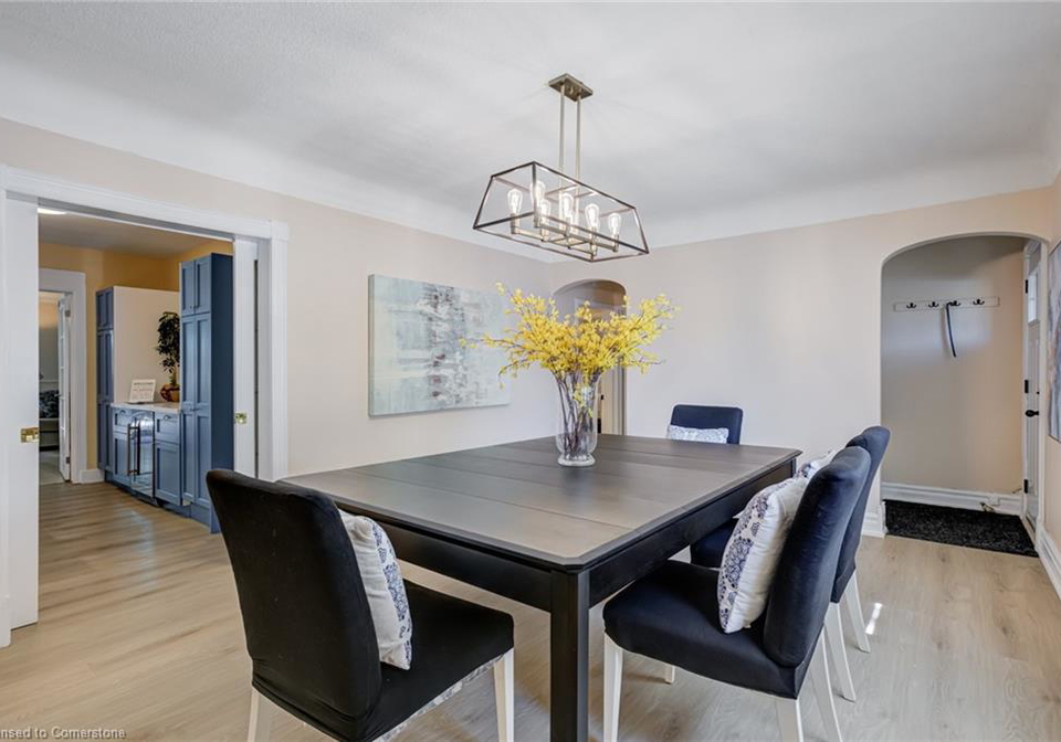 657-greenwood-drive-burlington-ontario-40752577
