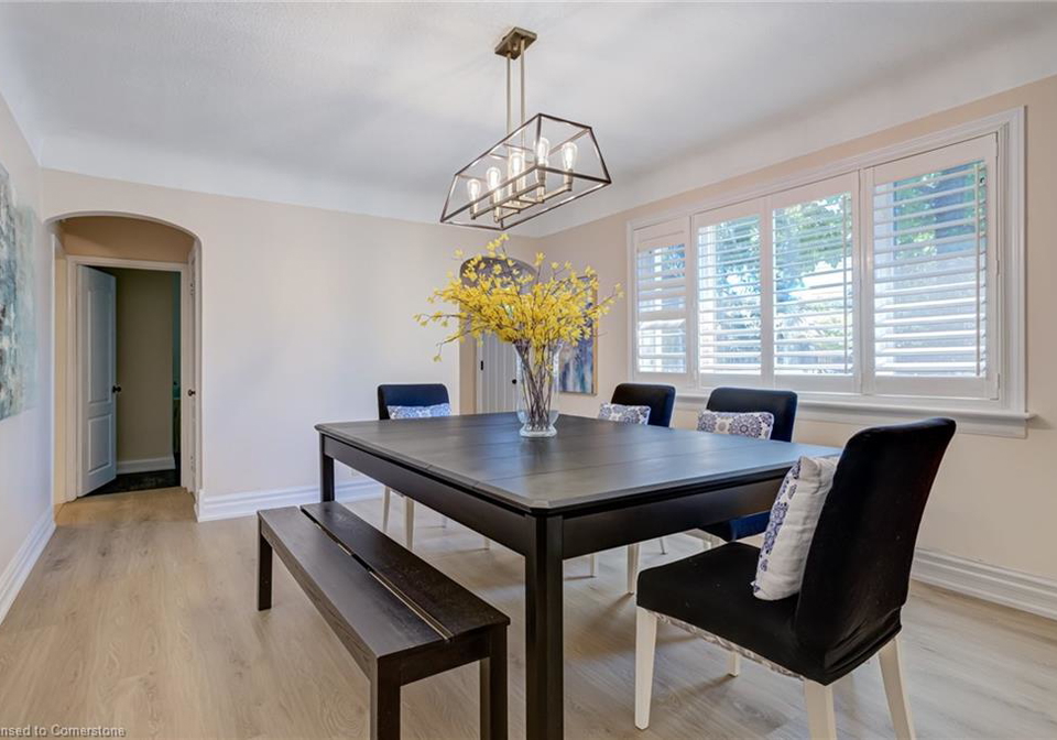 657-greenwood-drive-burlington-ontario-40752577