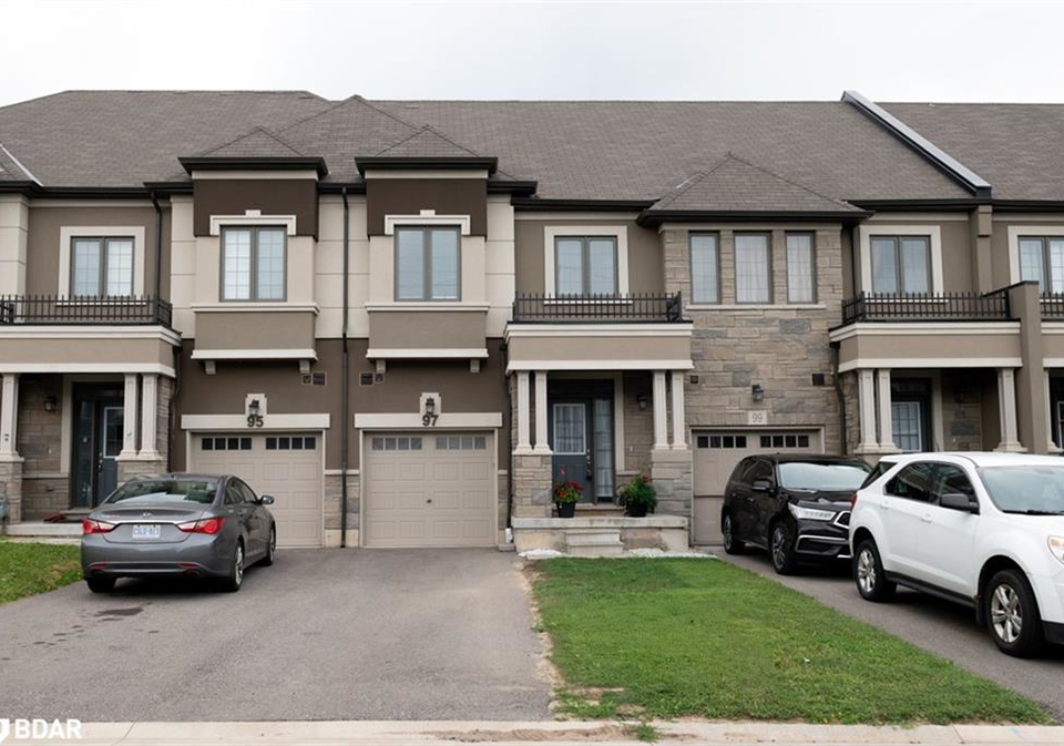 97-flagg-avenue-paris-ontario-40752578