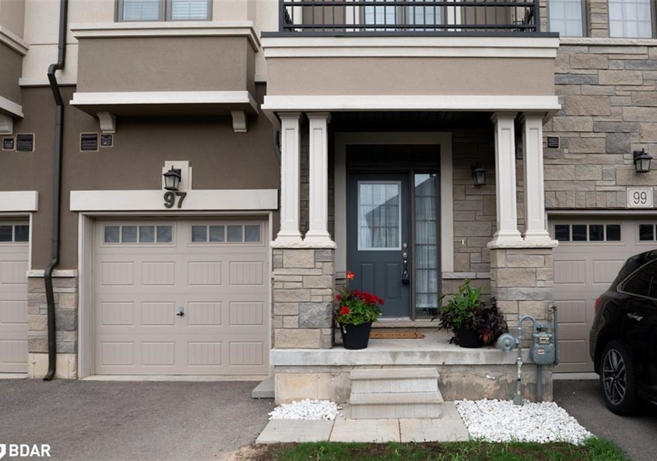 97-flagg-avenue-paris-ontario-40752578
