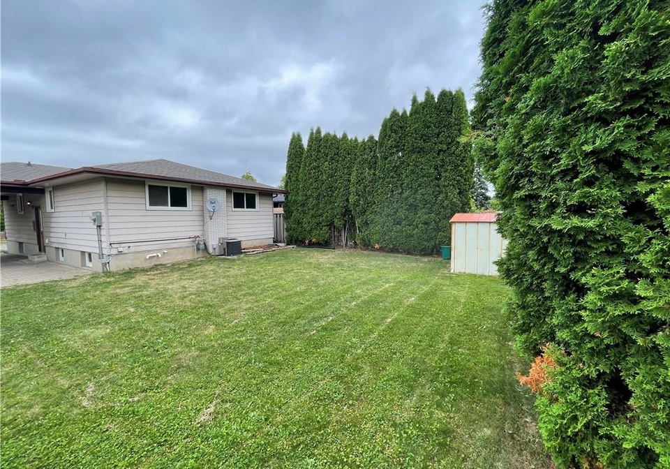 193-holborn-drive-kitchener-ontario-40752585
