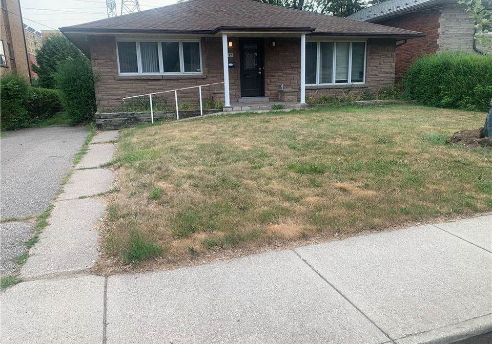 17-west-park-avenue-hamilton-ontario-40752632